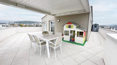 Appartement - 91 m² - 5 pièces