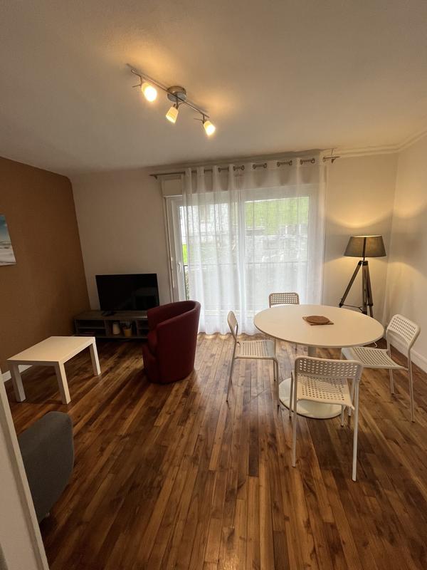 Appartement - 82 m² - 5 pièces