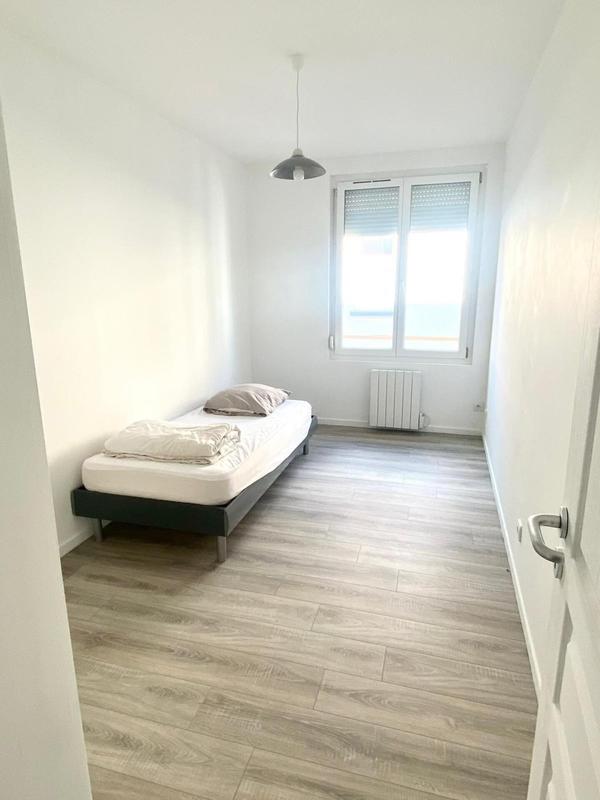 Maison - 85 m² - 5 pièces