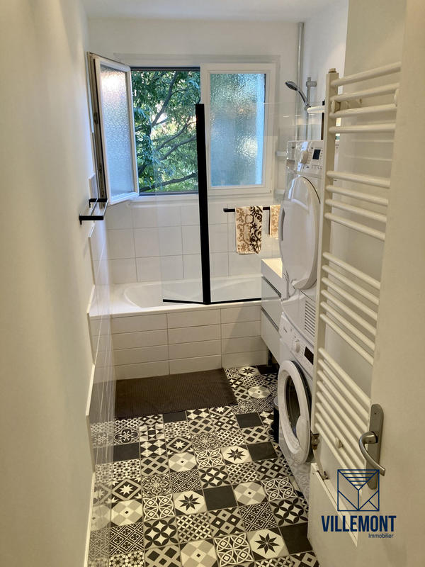 Appartement - 87 m² - 5 pièces