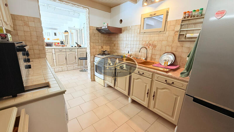 Maison - 294 m² - 7 pièces