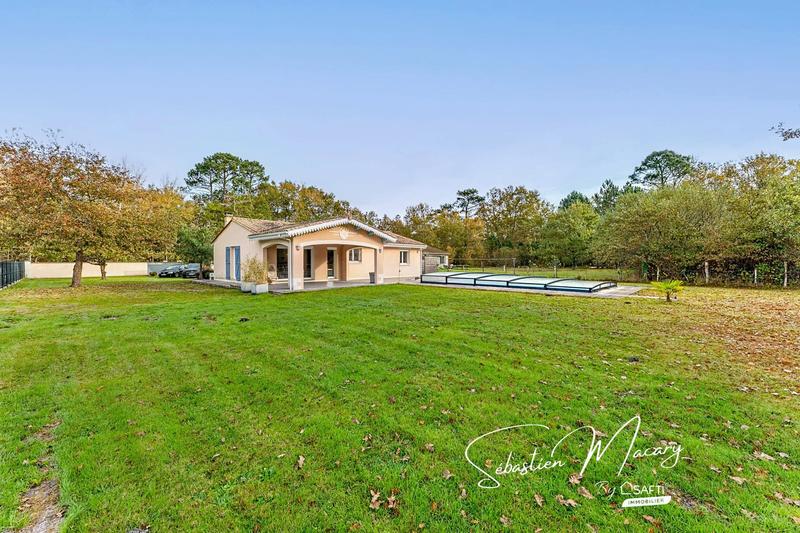 Maison - 102 m² - 5 pièces