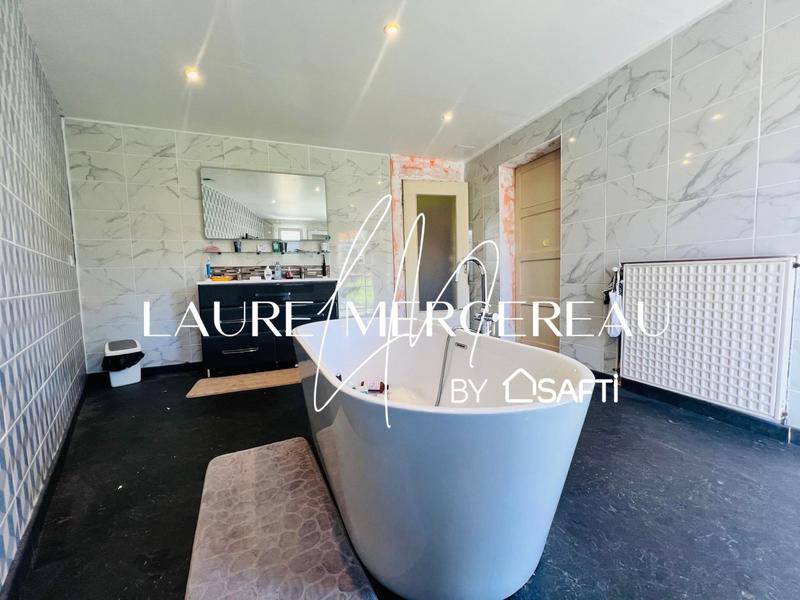 Maison - 183 m² - 7 pièces