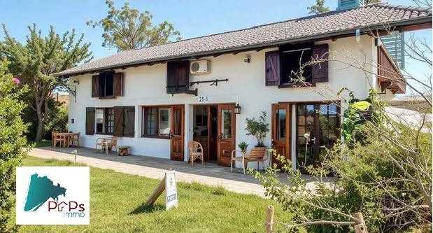 Maison - 162 m² - 6 pièces