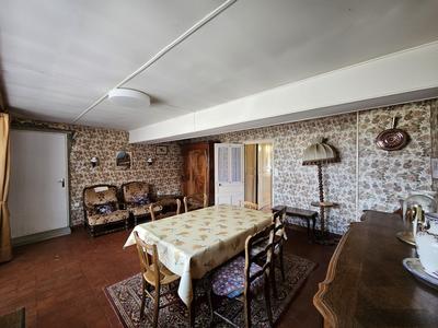 Maison - 110 m² - 6 pièces