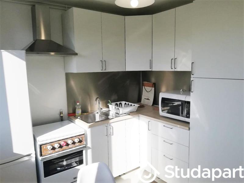 Chambre - 10 m² - 1 pièce