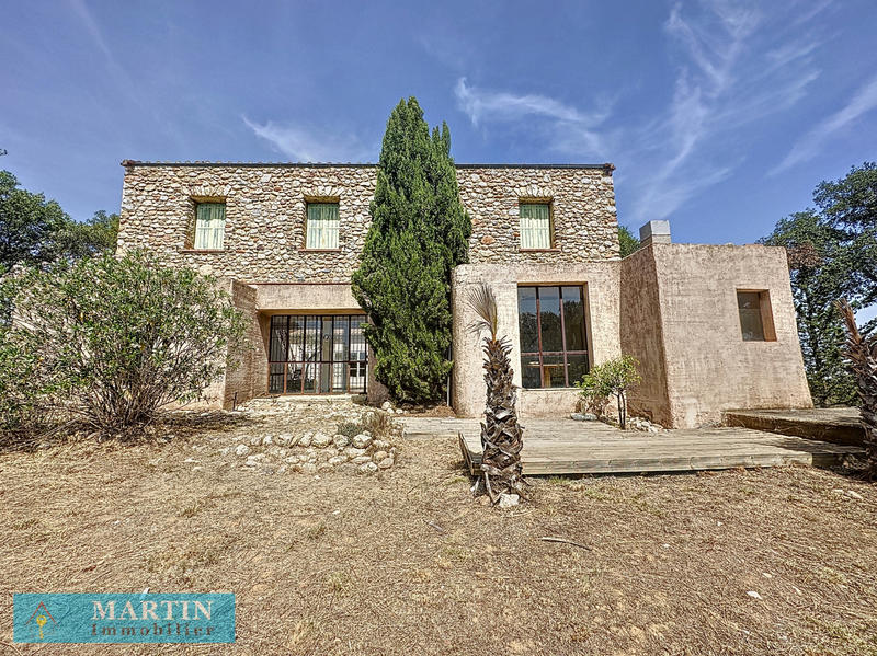 Mas - 191 m² - 6 pièces