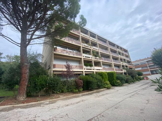 Appartement - 89 m² - 4 pièces