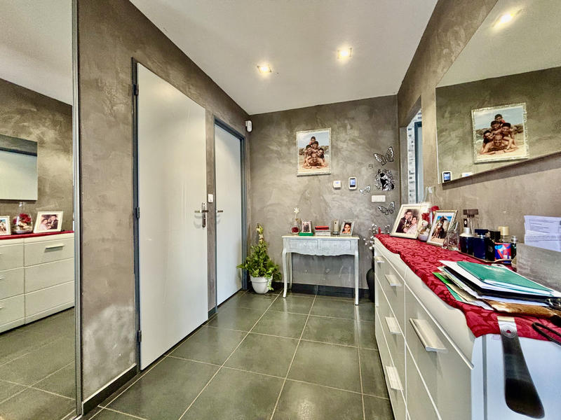 Maison - 106 m² - 6 pièces