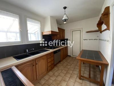 Pavillon - 93 m² - 4 pièces