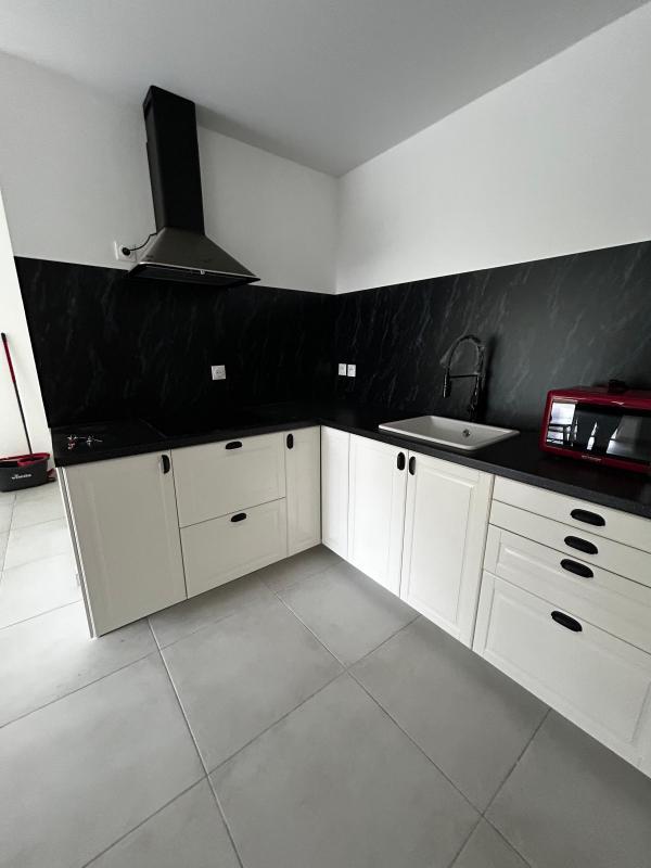 Appartement - 64 m² - 3 pièces