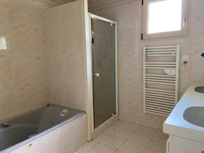 Maison - 229 m² - 6 pièces