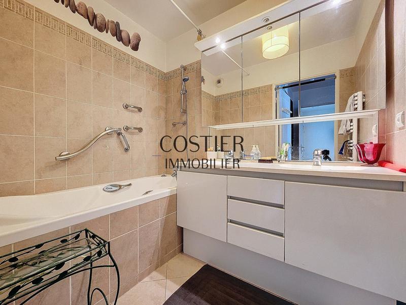 Appartement - 108 m² - 5 pièces