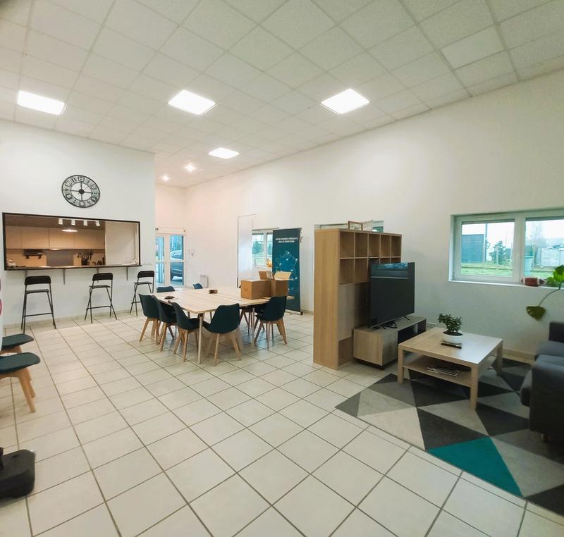 Local d'activités - 691 m²