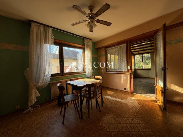 Maison - 179 m² - 8 pièces