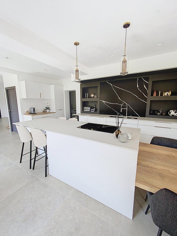 Maison - 183 m² - 5 pièces