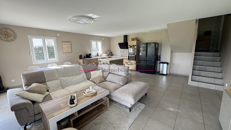 Maison - 120 m² - 5 pièces