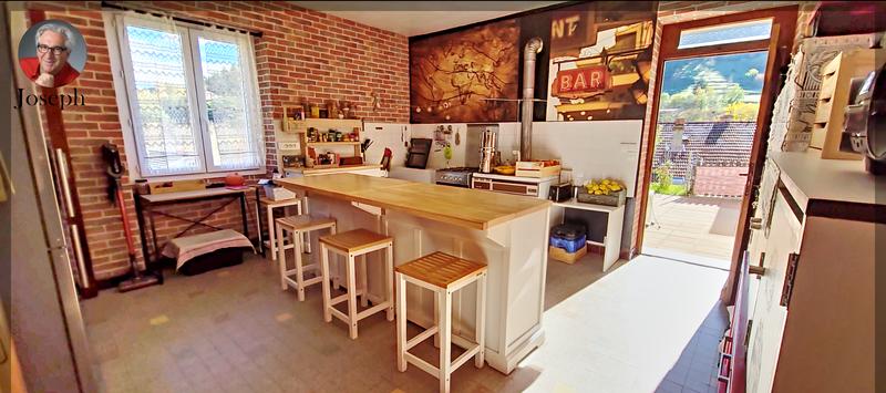 Maison - 88 m² - 5 pièces