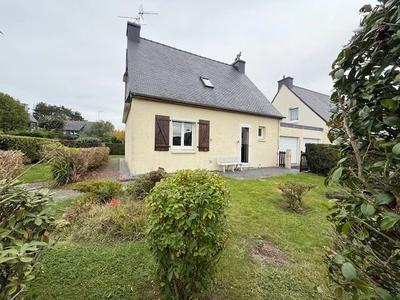 Maison - 93 m² - 4 pièces