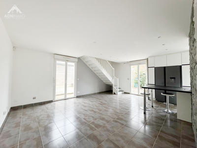 Maison - 81 m² - 4 pièces