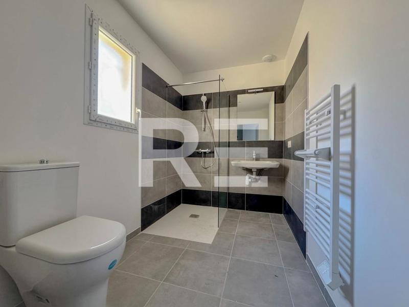 Villa - 84 m² - 4 pièces