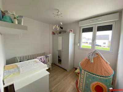 Maison - 98 m² - 5 pièces