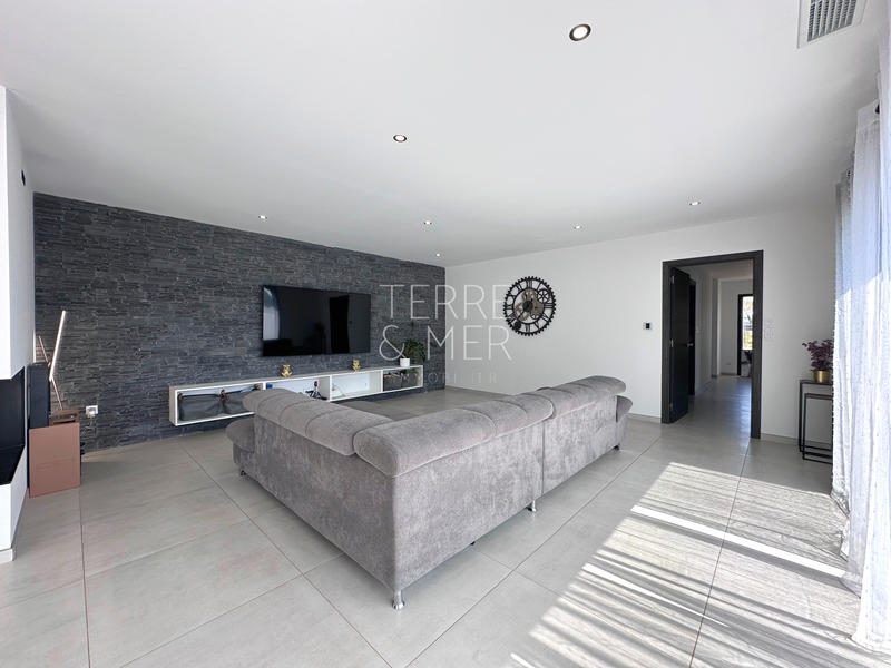 Maison - 170 m² - 5 pièces