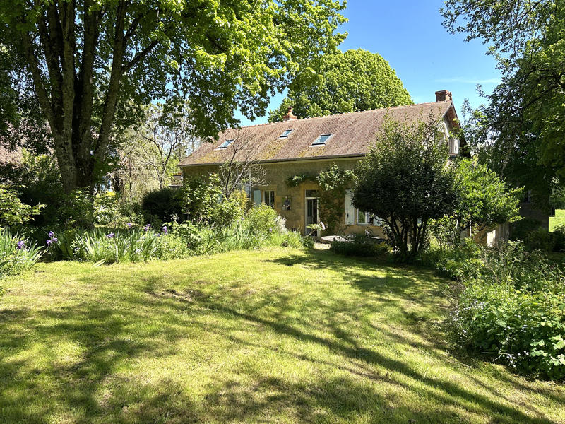 Maison - 178 m² - 6 pièces