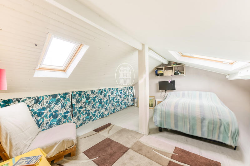 Maison traditionnelle - 75 m² - 4 pièces