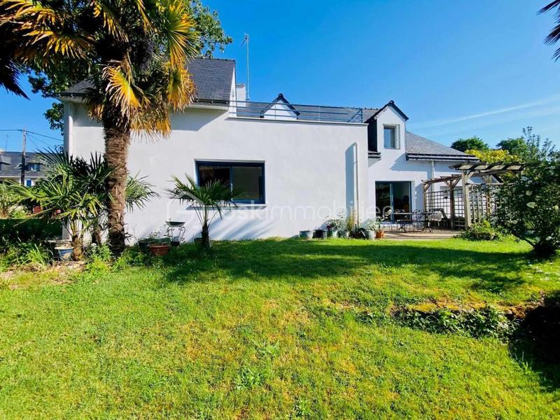 Maison - 151 m² - 7 pièces