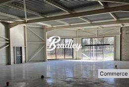 Local commercial - 5 000 m²