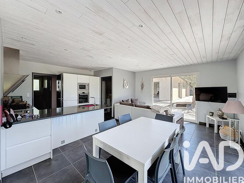 Maison - 150 m² - 4 pièces