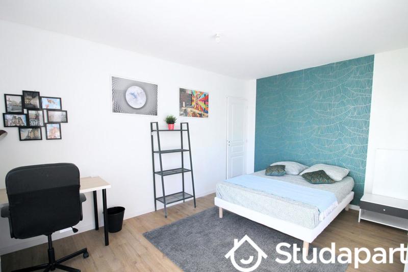 Chambre - 12 m² - 1 pièce