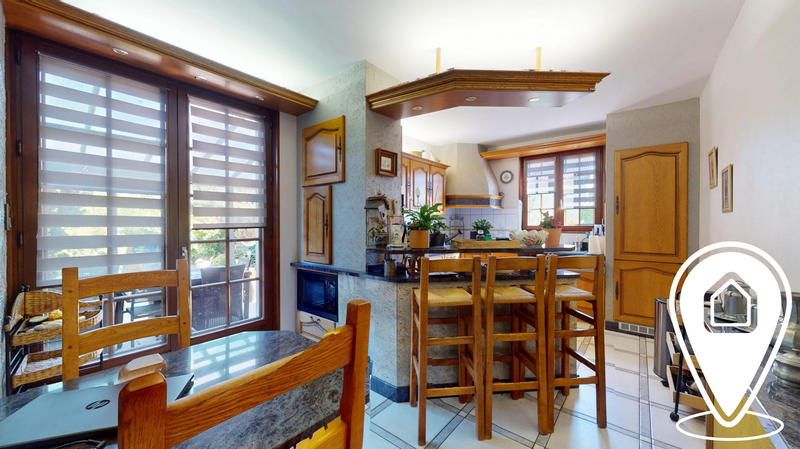 Maison - 162 m² - 6 pièces