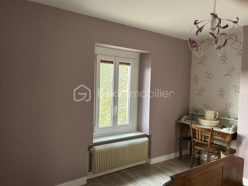 Maison en pierre - 100 m² - 5 pièces