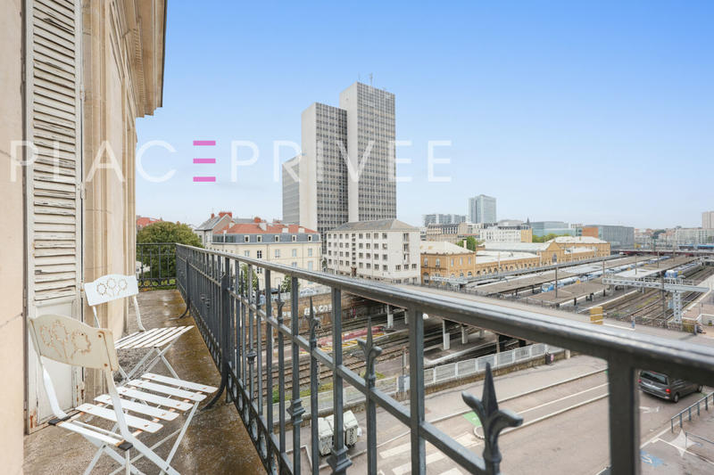 Appartement - 151 m² - 7 pièces