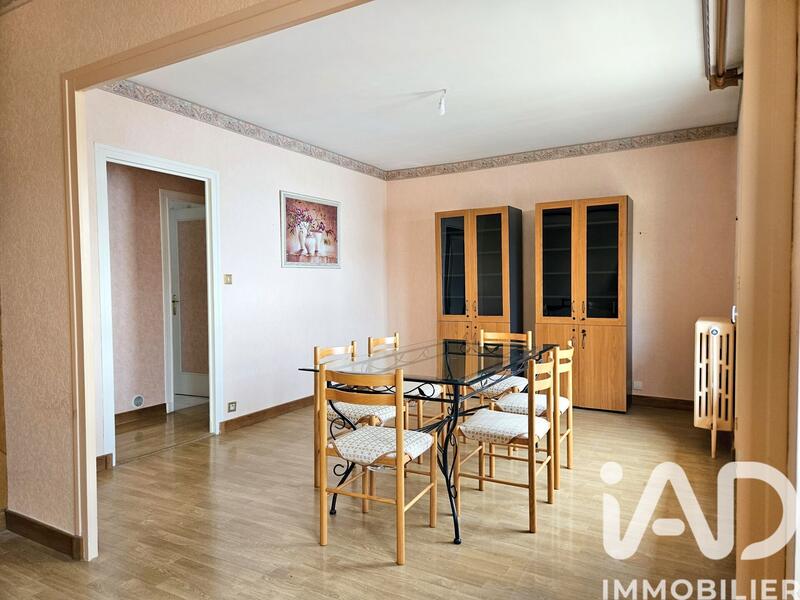 Maison - 98 m² - 5 pièces