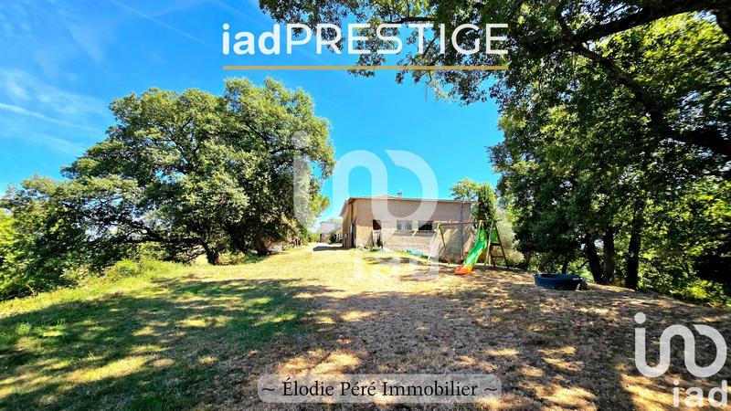 Maison - 236 m² - 6 pièces