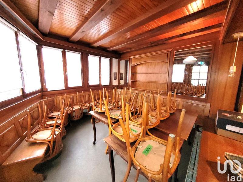 Local commercial - 259 m²