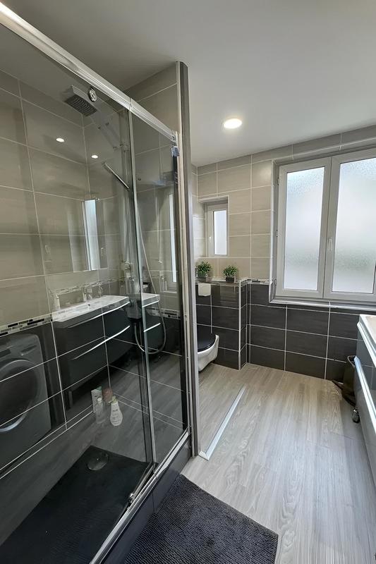 Appartement - 110 m² - 5 pièces