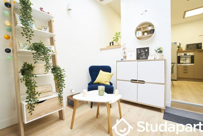 Chambre - 14 m² - 1 pièce