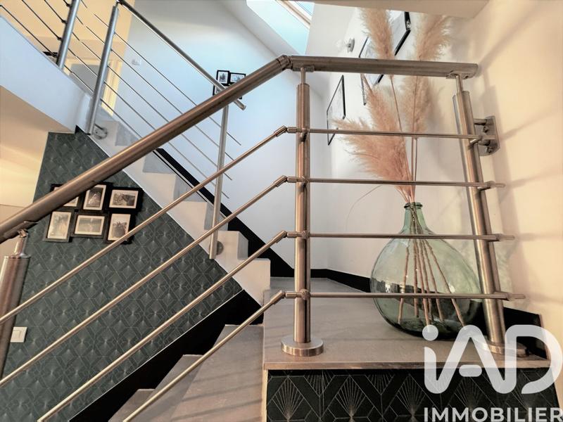 Maison - 156 m² - 8 pièces