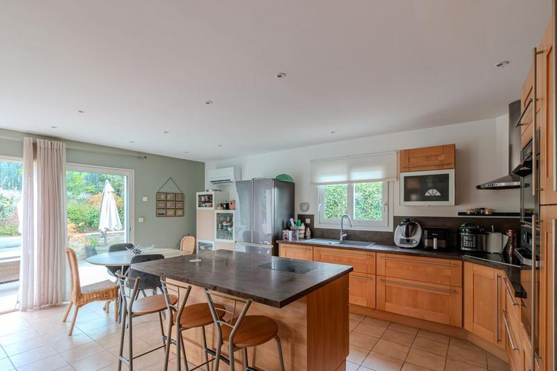 Villa - 100 m² - 6 pièces