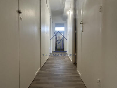 Appartement - 87 m² - 5 pièces