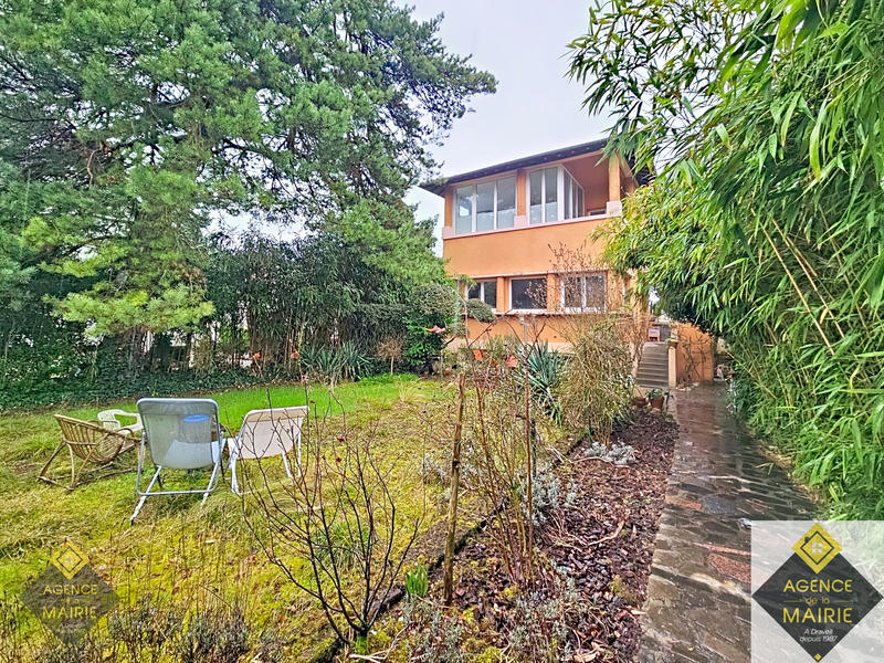 Maison - 96 m² - 4 pièces