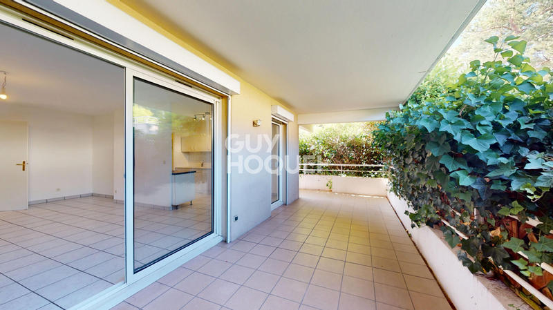 Appartement - 75 m² - 3 pièces