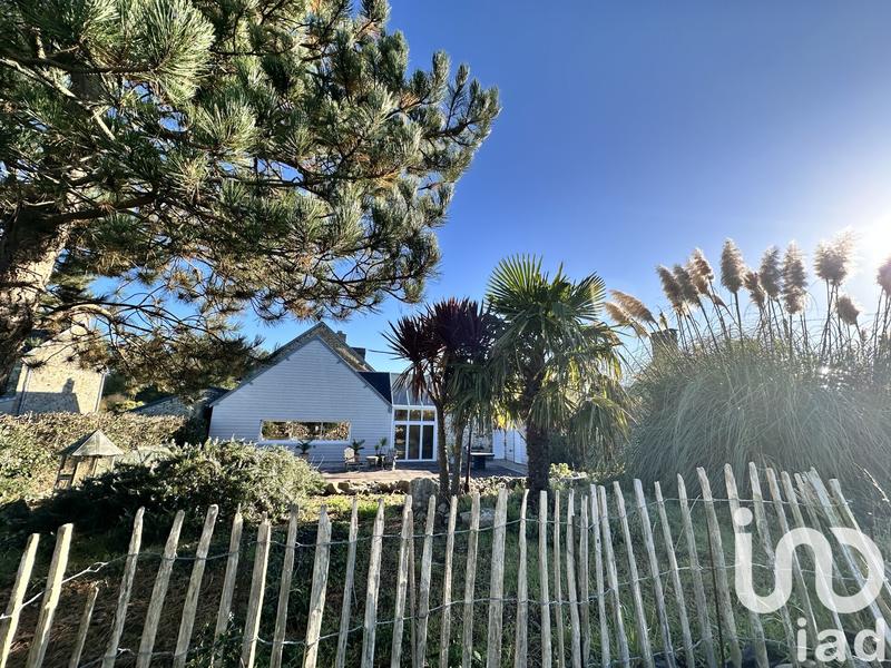 Maison - 277 m² - 8 pièces