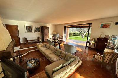 Maison - 153 m² - 7 pièces