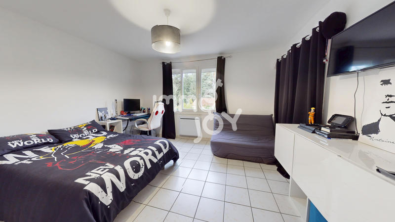 Villa - 213 m² - 8 pièces