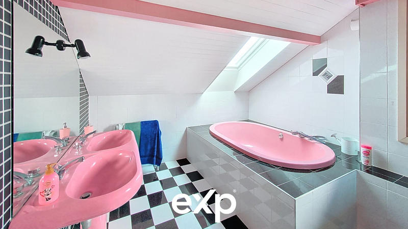 Maison - 165 m² - 5 pièces